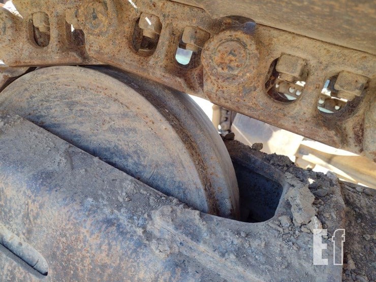 2005-deere-120c-image-20