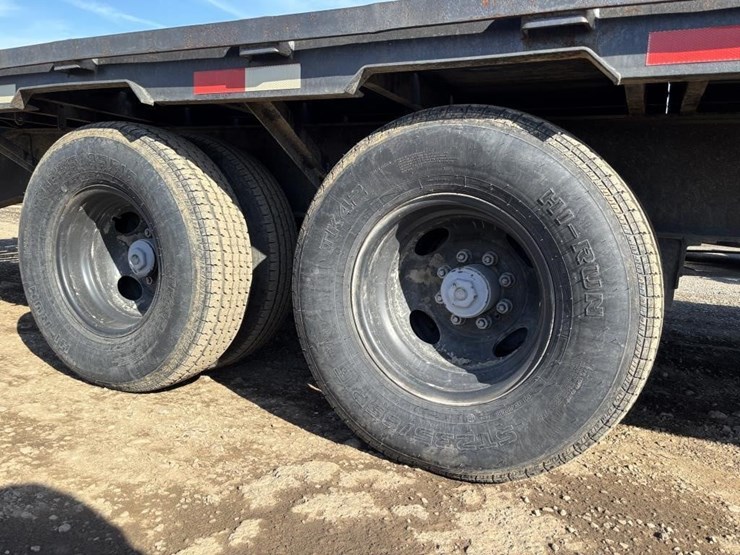 2006-top-hat-t/a-gn-equipment-trailer-image-23