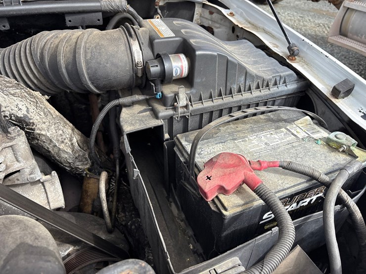 1999-ford-f550-image-27