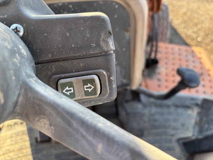 john-deere-310-image-37