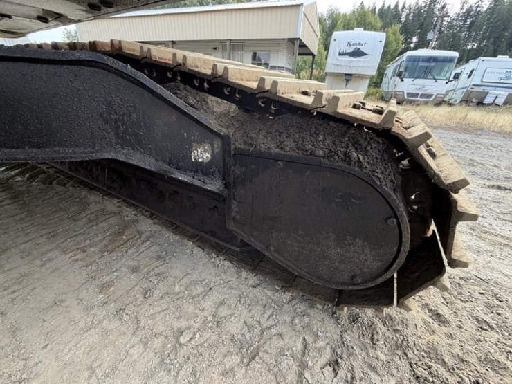 2011-deere-2454d-image-20