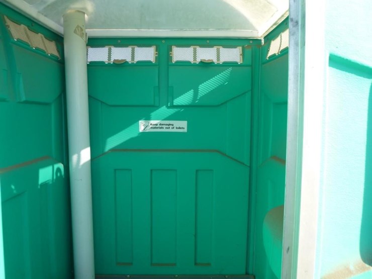 portable-restroom-image-8