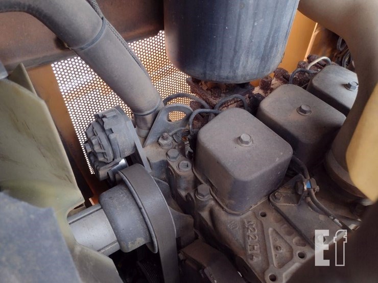 2006-case-550h-lt-image-21