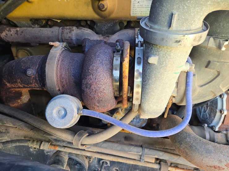 1999-caterpillar-c12-image-79