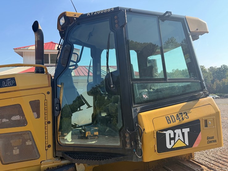 caterpillar-d5k2-lgp-image-28