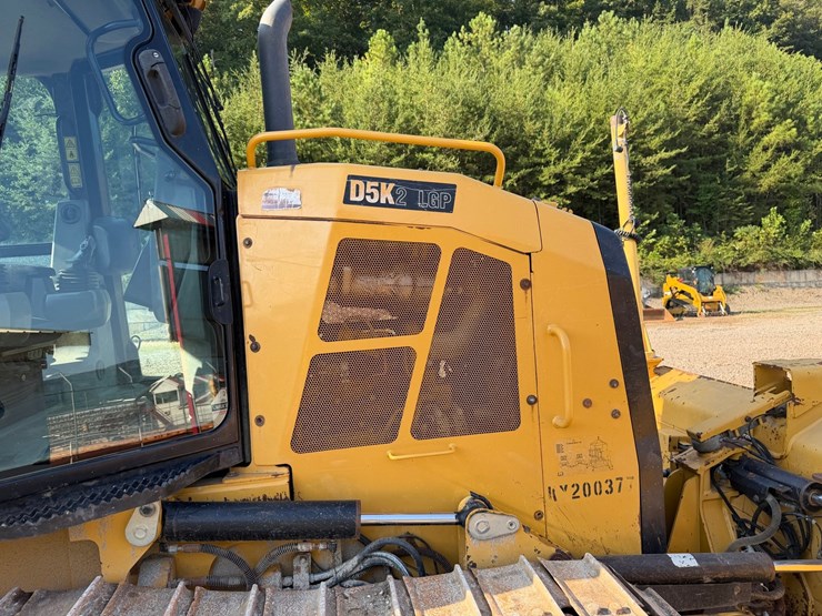 caterpillar-d5k2-lgp-image-61
