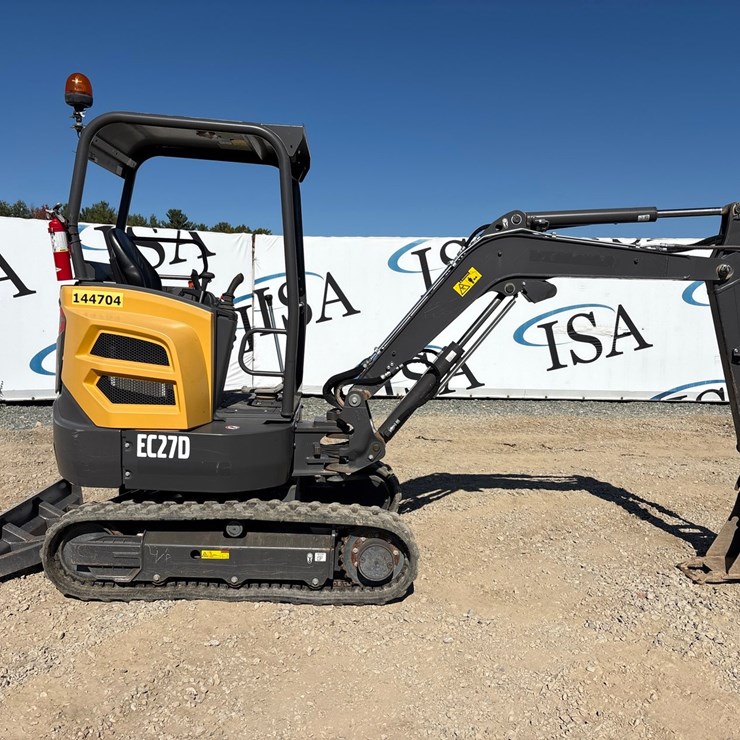 VOLVO EC27D
