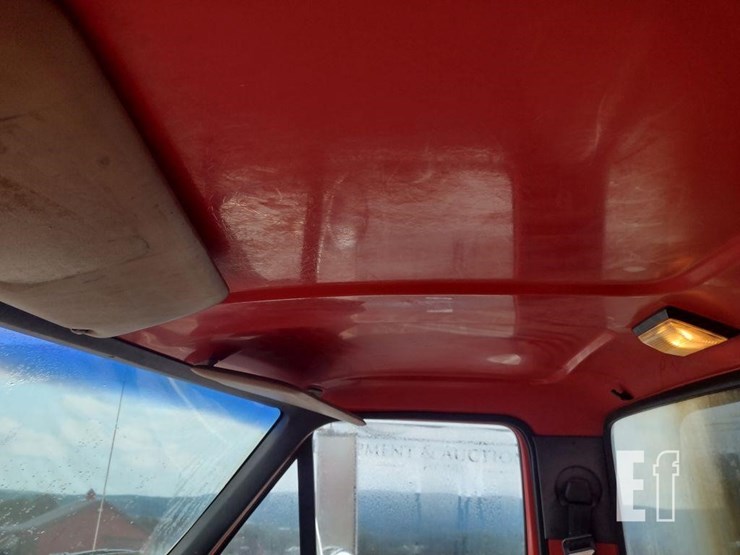 1993-ford-f700-image-14