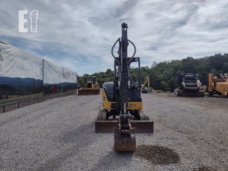 2021-deere-35g-image-2