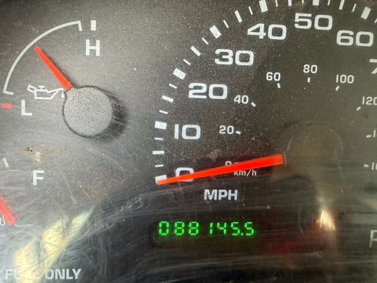 2004-ford-f450-image-31