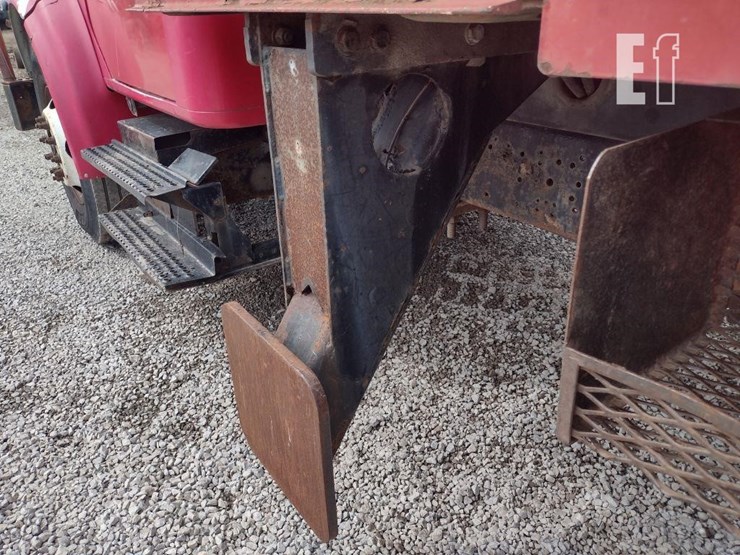 2000-international-4700-image-25