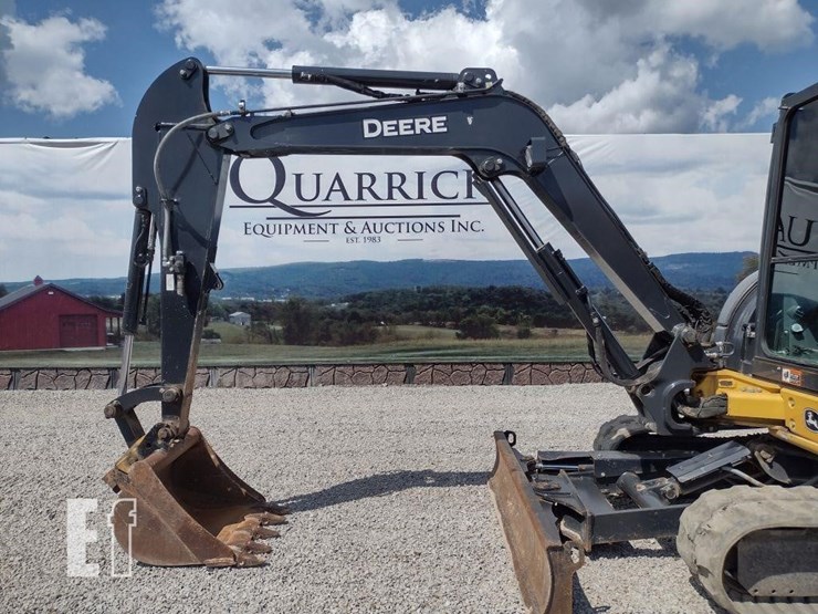 2022-deere-50g-image-23