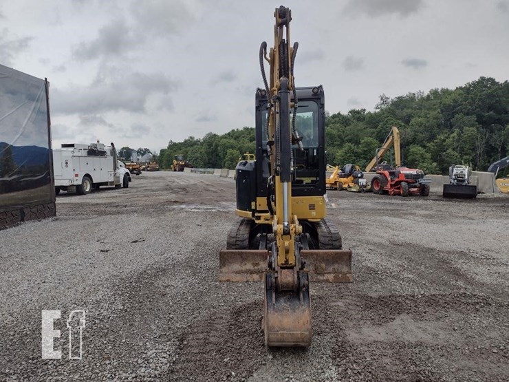2022-caterpillar-303cr-image-2