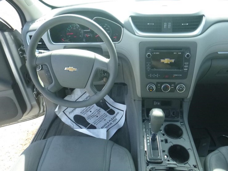 2017-chevrolet-traverse-image-9