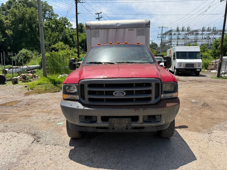 2004-ford-f450-image-8