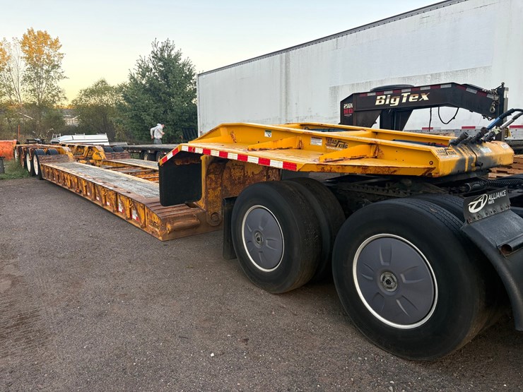 king-load-image-1