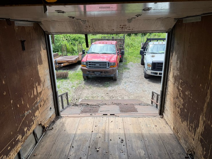 2001-ford-f450-image-24