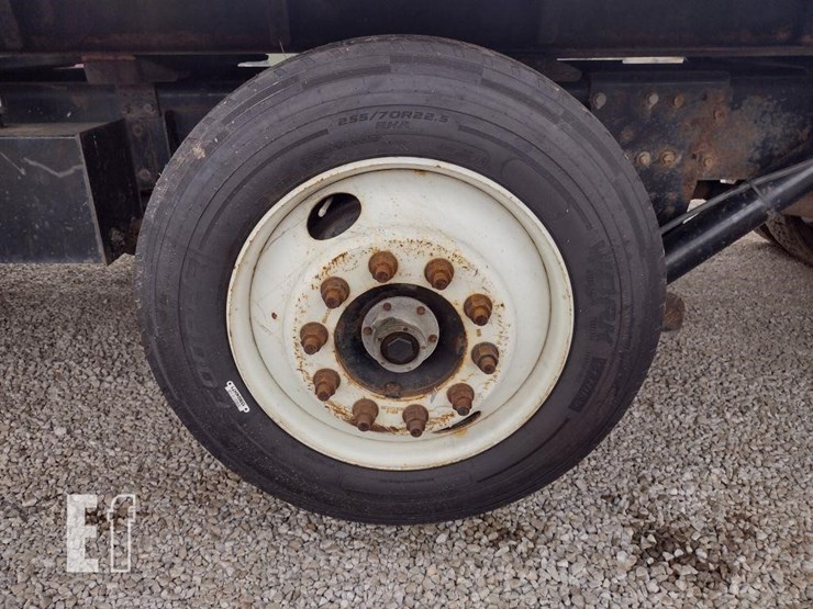 2011-international-durastar-4400-image-18