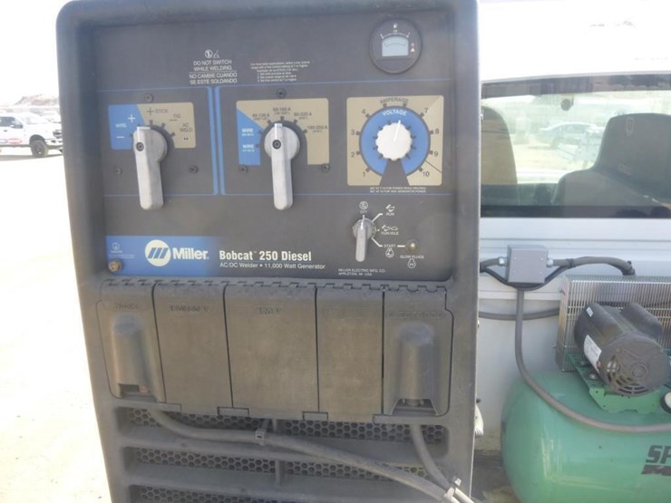 2003-international-workstar-7300-image-35
