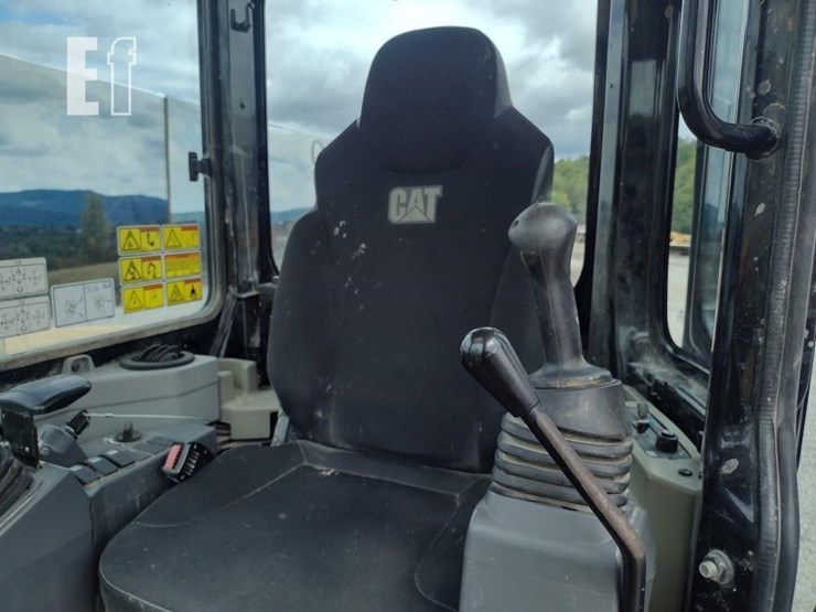 2012-caterpillar-305e-cr-image-12