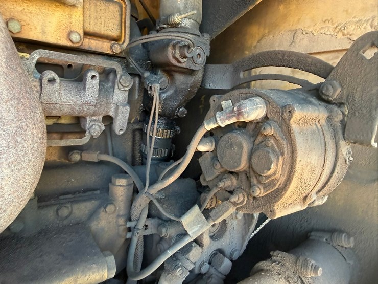 caterpillar-928g-image-58