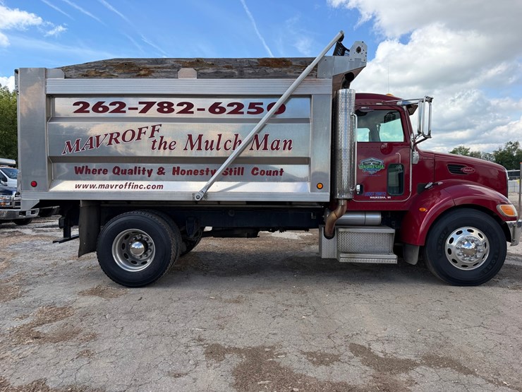 2008-peterbilt-335-image-6