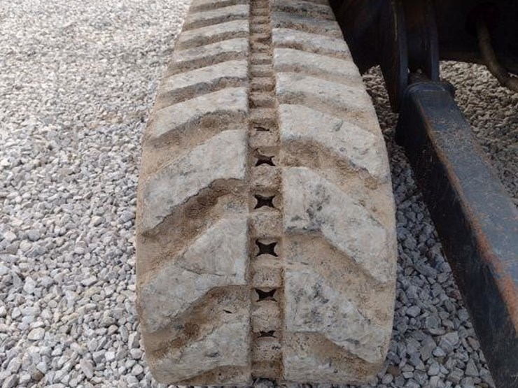 2017-deere-30g-image-30
