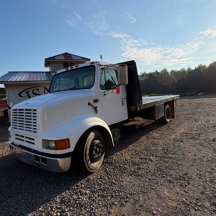 1997 INTERNATIONAL 4700