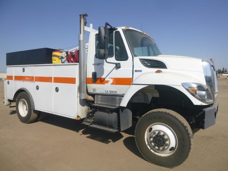 2003-international-workstar-7300-image-2