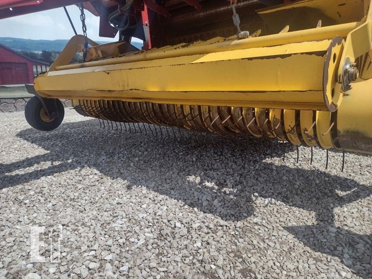 new-holland-roll-belt-450-image-16