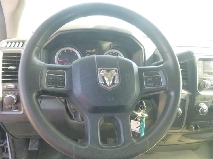 2015-dodge-2500-image-10