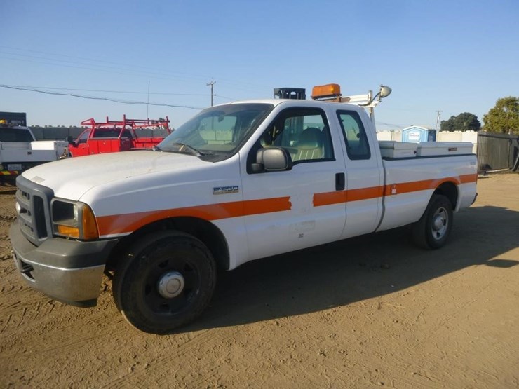 2007-ford-f250-image-2