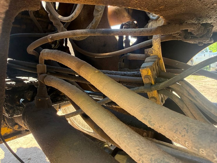 caterpillar-928g-image-71