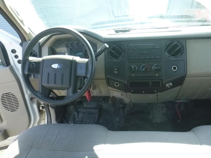 2008-ford-f250-image-9