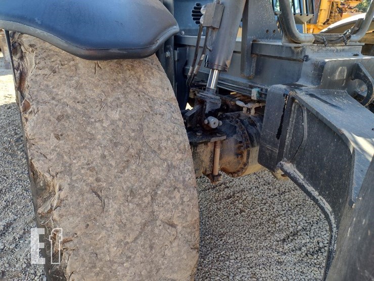 2011-caterpillar-tl1255-image-34