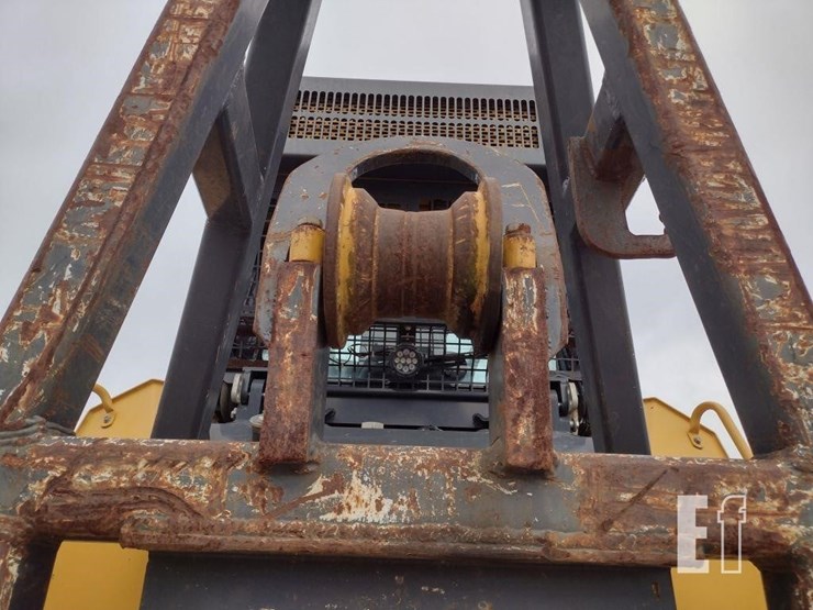 2016-deere-850k-image-41