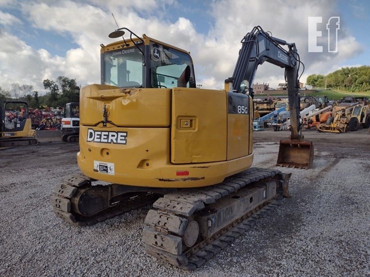 2018-deere-85g-image-43