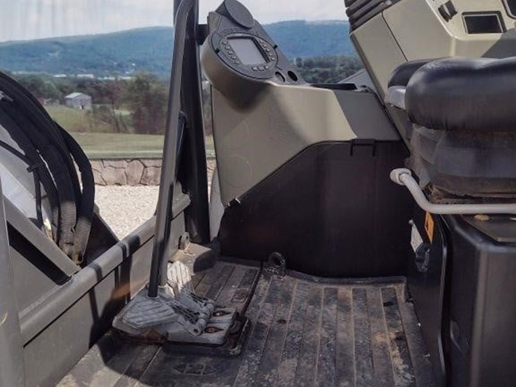 2018-bobcat-e32i-image-11
