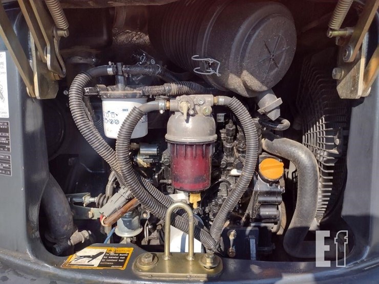2011-hitachi-zx35u-3-image-33