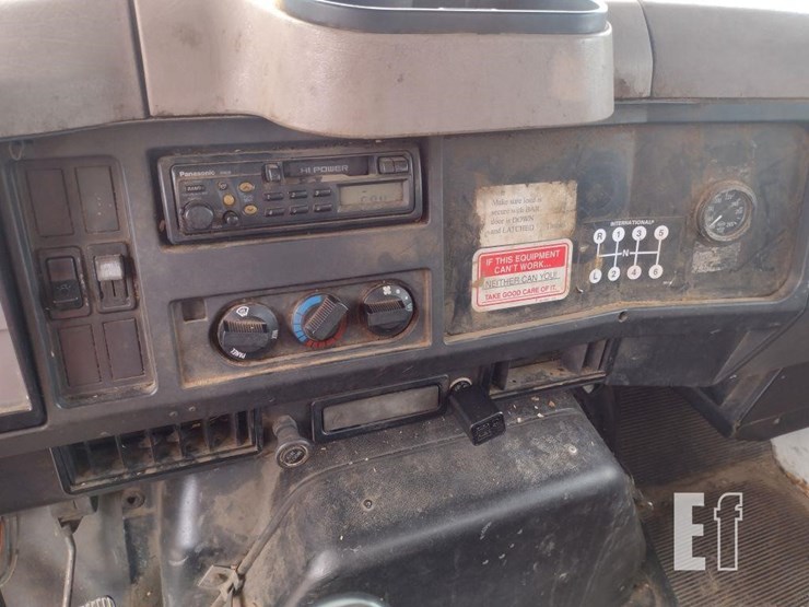 2000-international-4700-image-11