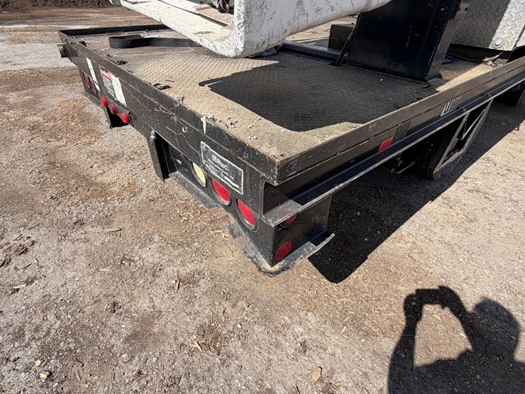 2006-chevrolet-w3500-image-17