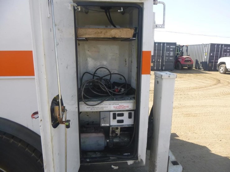 2003-international-workstar-7300-image-23