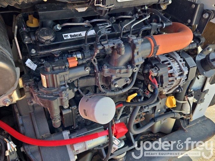 2023-bobcat-t595-image-43