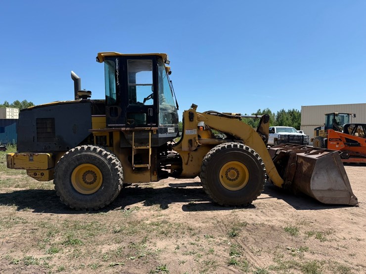 caterpillar-928g-image-6