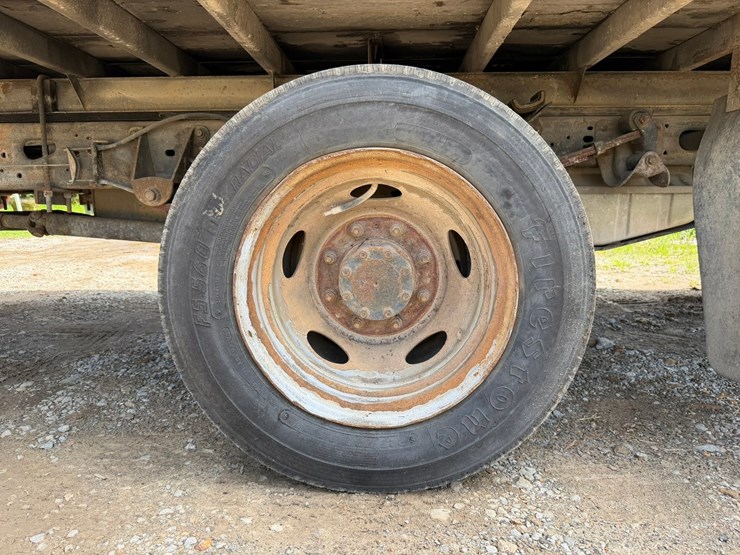 2004-ford-f450-image-68