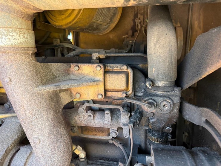 caterpillar-928g-image-54