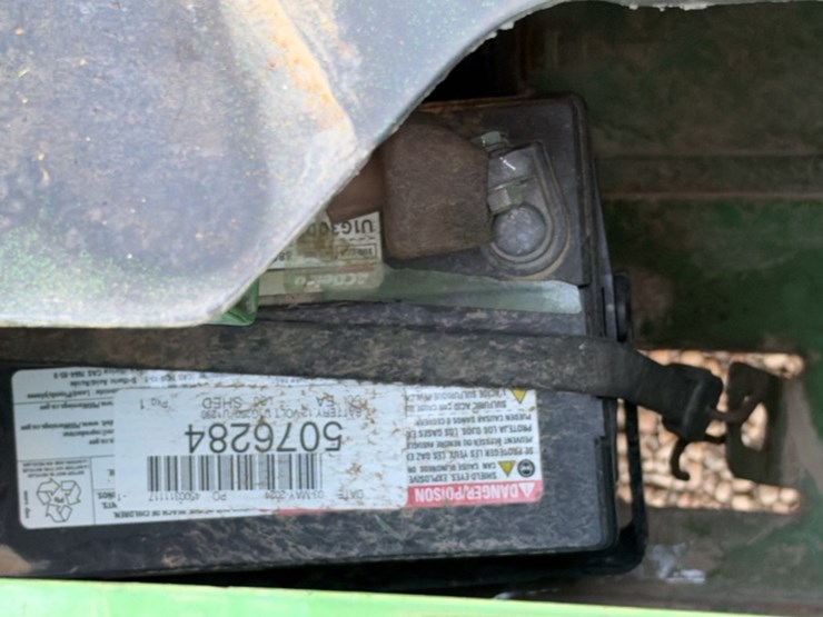 john-deere-gator-image-14