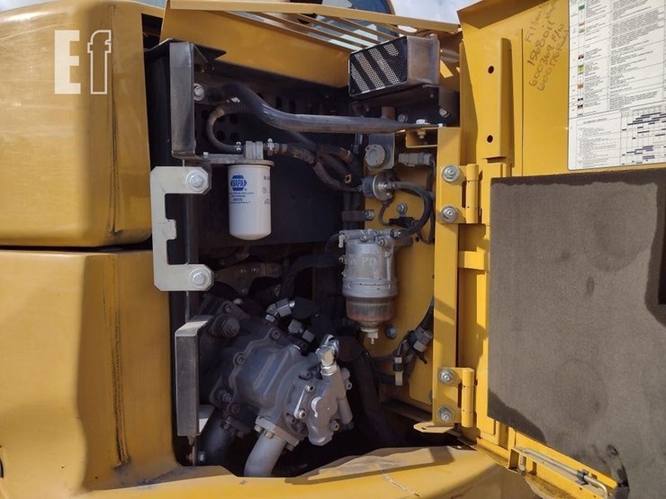 2018-deere-85g-image-35