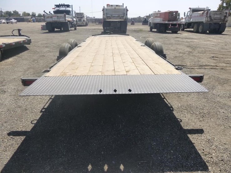 2027-southland-lbat8-616tlt-tilt-deck-trailer-image-6