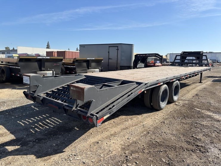 2006-top-hat-t/a-gn-equipment-trailer-image-3
